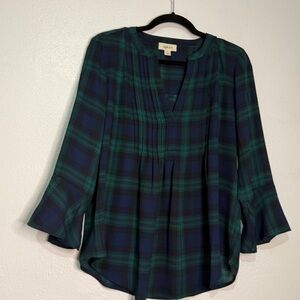 Style & Co Plaid Navy & Emerald Plaid Blouse. V-Neck w/Pleated Detail. Sz S.